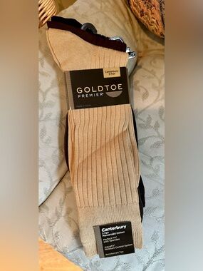 NWT Gold Toe Men’s 3-Pack Dress Socks in Tan and Black